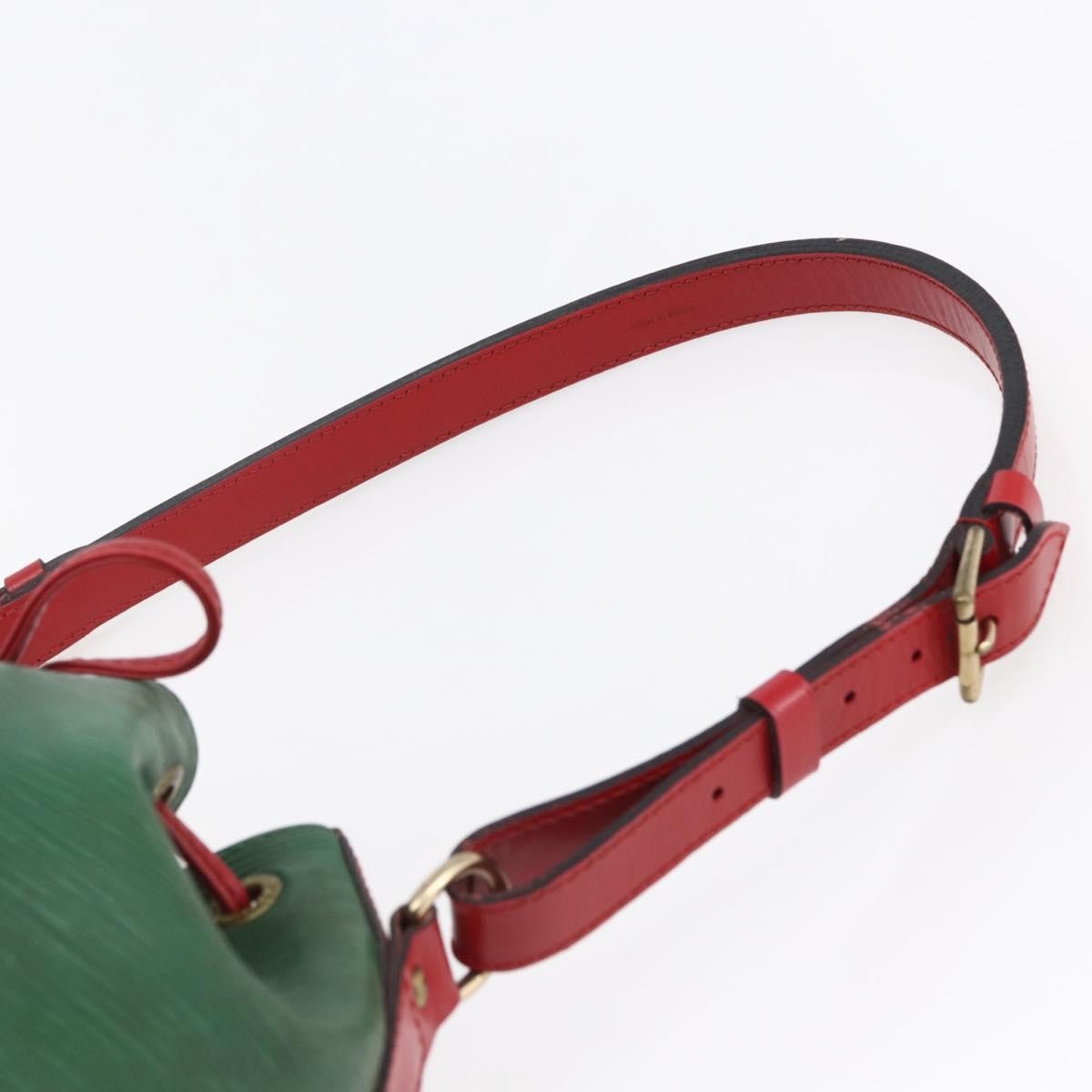 Louis Vuitton Petit Noe Two Tone Epi Leather Green Leather Bag (Pre-Owned)