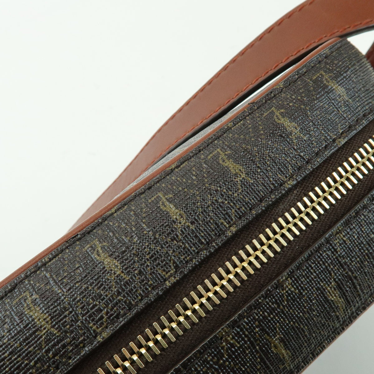 Saint Laurent Le Monogramme Camera Monogram All Over Coated Canvas And Leather Brown Canvas Handbag (Pre-Owned)