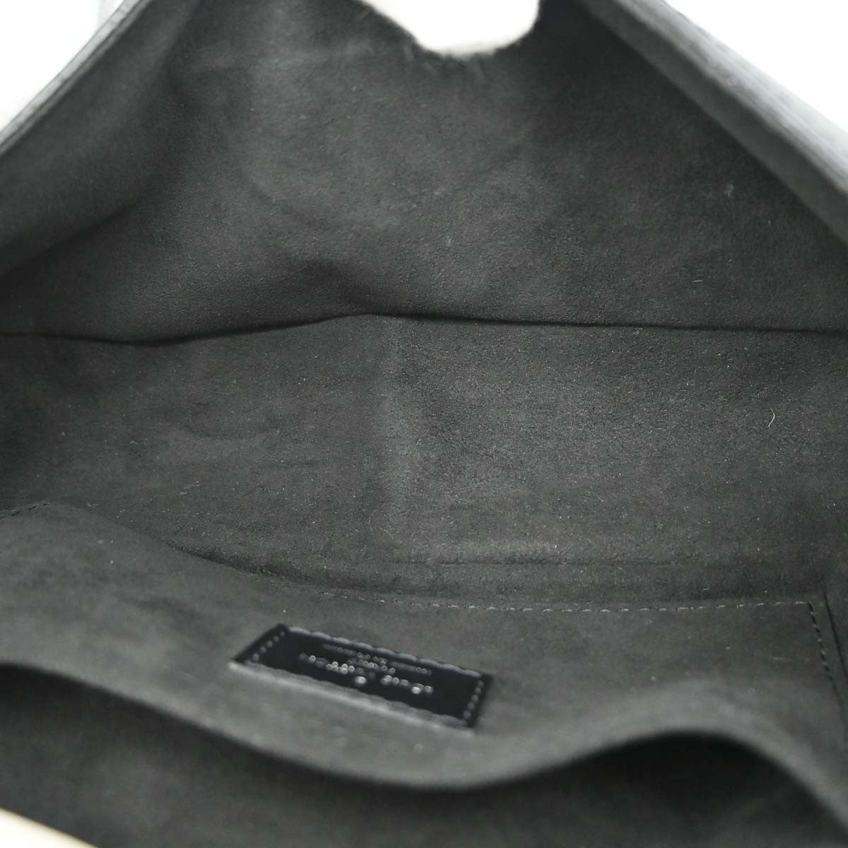 Louis Vuitton Montaigne Epi Black Leather Handbag (Pre-Owned)