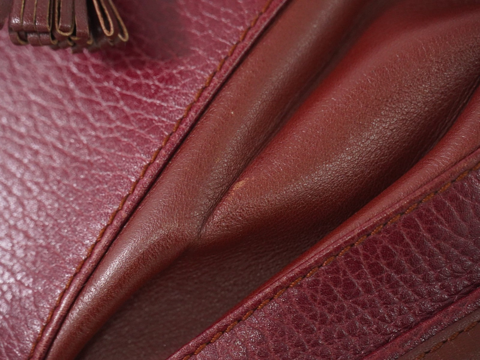 Cartier Vintage Must De Cartier Leather Burgundy Leather Shoulder Bag Bag (Pre-Owned)