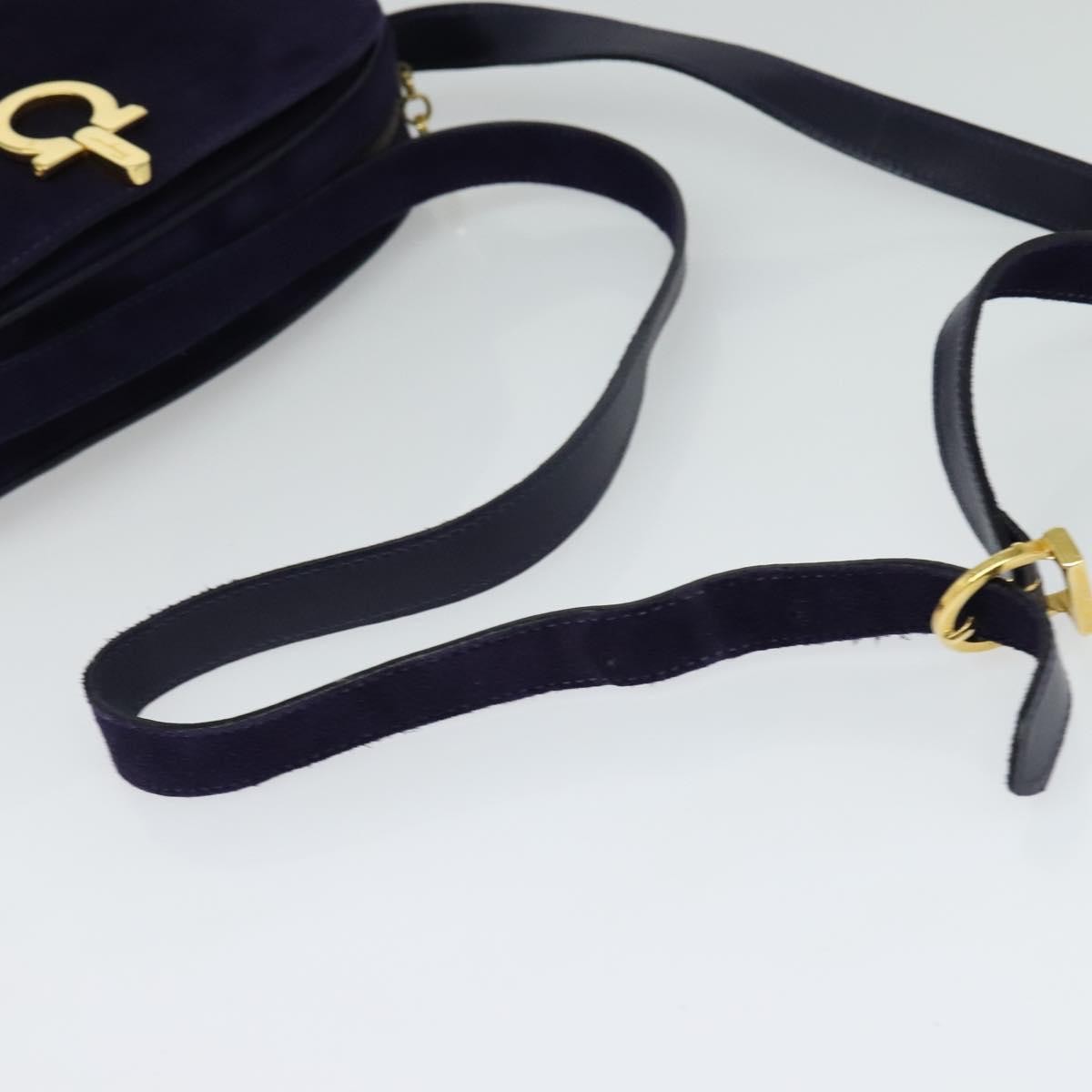 Salvatore Ferragamo Gancini Suede Purple Suede Shoulder Bag Bag (Pre-Owned)