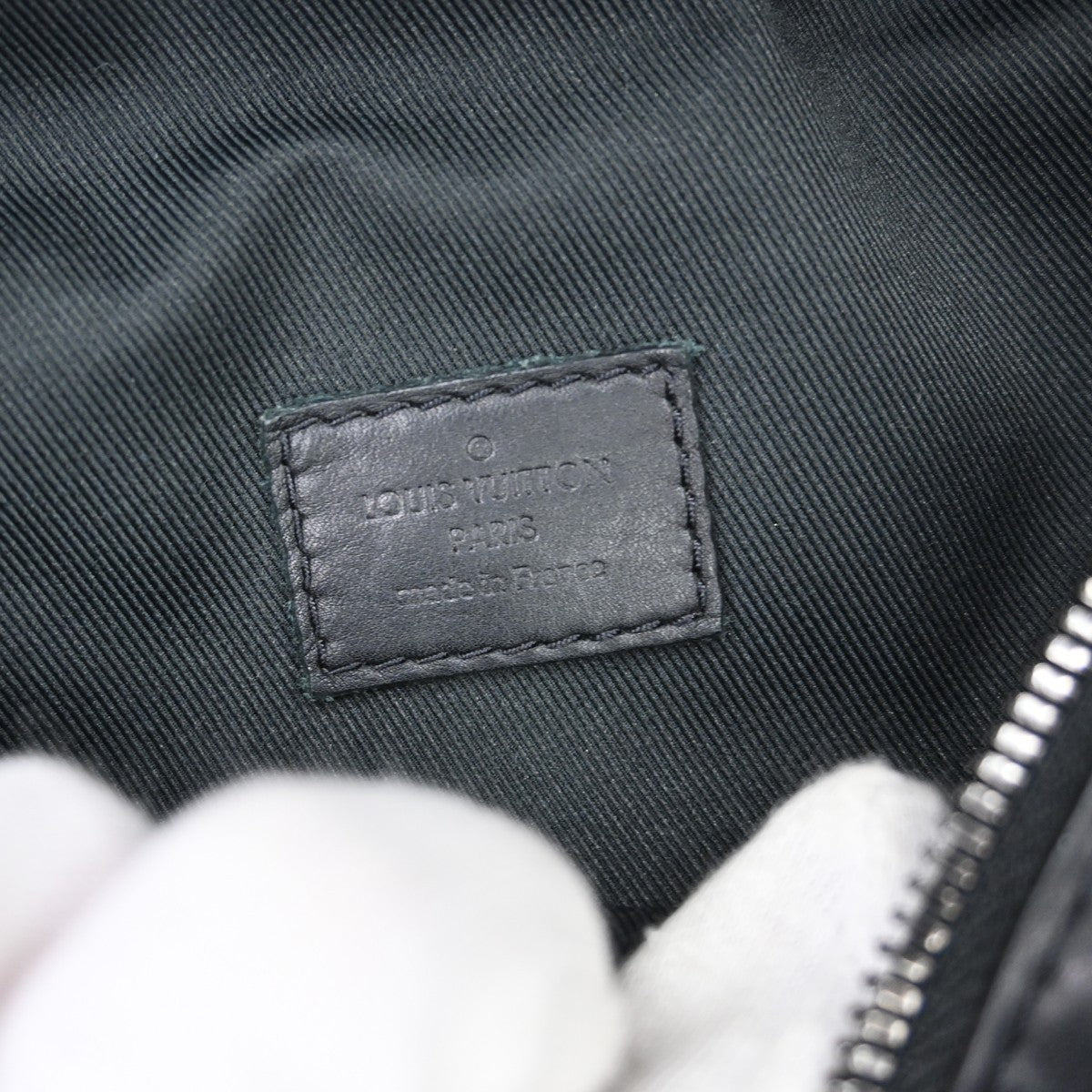 Louis Vuitton Discovery Bumbag Monogram Shadow Leather Black Leather Crossbody Bag Bag (Pre-Owned)