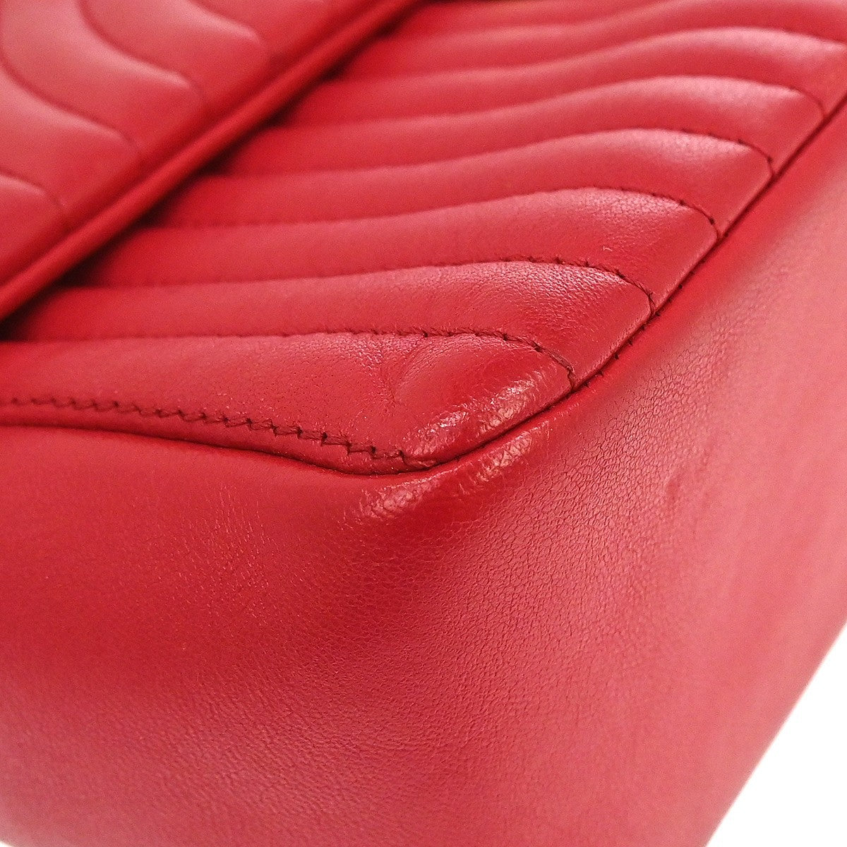 Chanel Surpique Chevron Cc Flap Quilted Lambskin Red Leather Shoulder Bag Bag (Pre-Owned)
