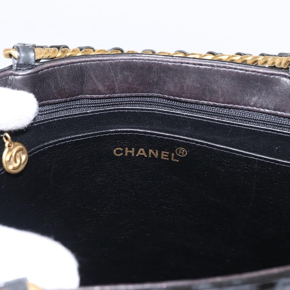 Chanel Chocolate Bar Tote Leather Black Patent_Leather Handbag (Pre-Owned)