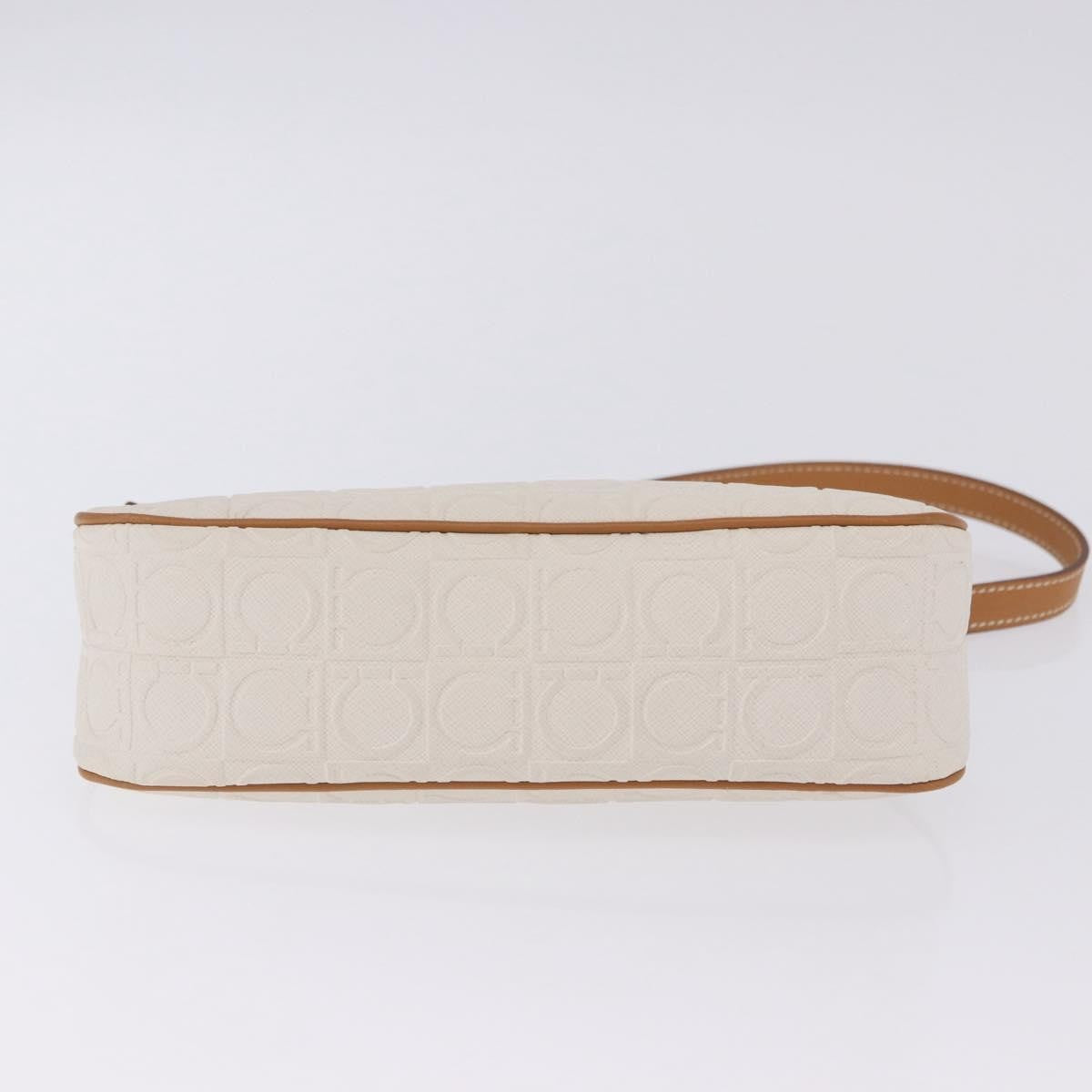 Salvatore Ferragamo Gancini Canvas And Leather White Canvas Clutche & Pouche Bag (Pre-Owned)