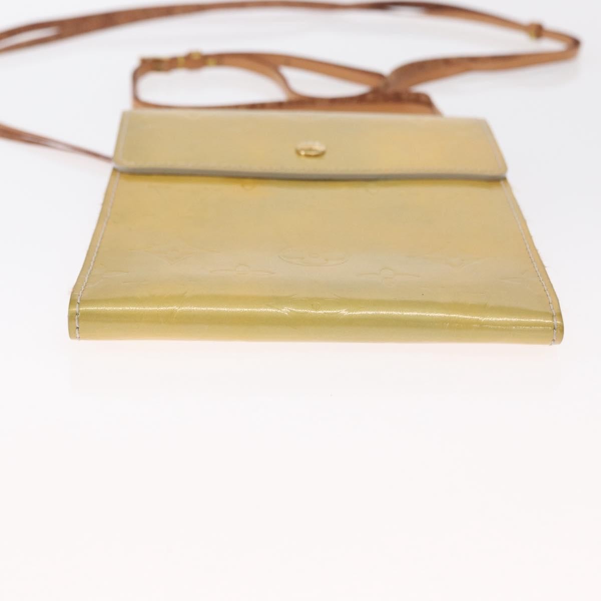 Louis Vuitton Mott Monogram Vernis Beige Patent_Leather Clutche & Pouche Bag (Pre-Owned)
