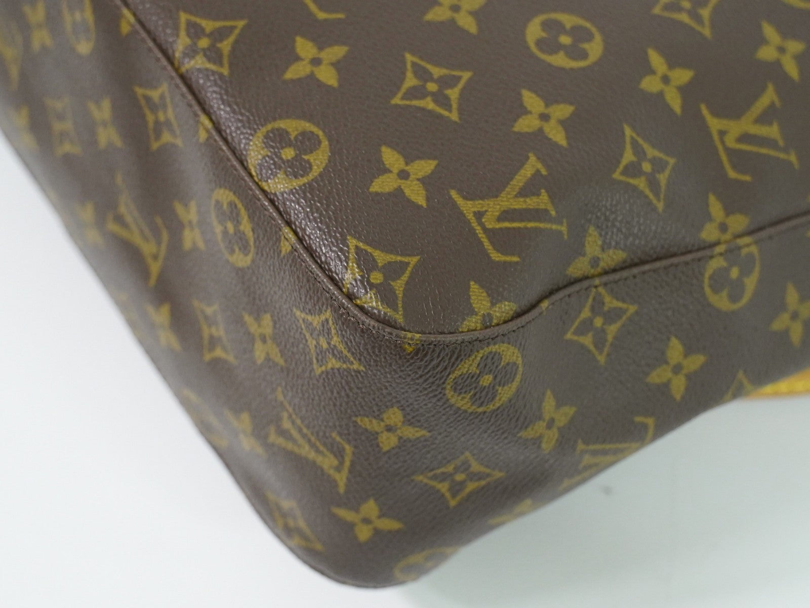 Louis Vuitton Monogram Looping Monogram Canvas Brown Canvas Shoulder Bag Bag (Pre-Owned)
