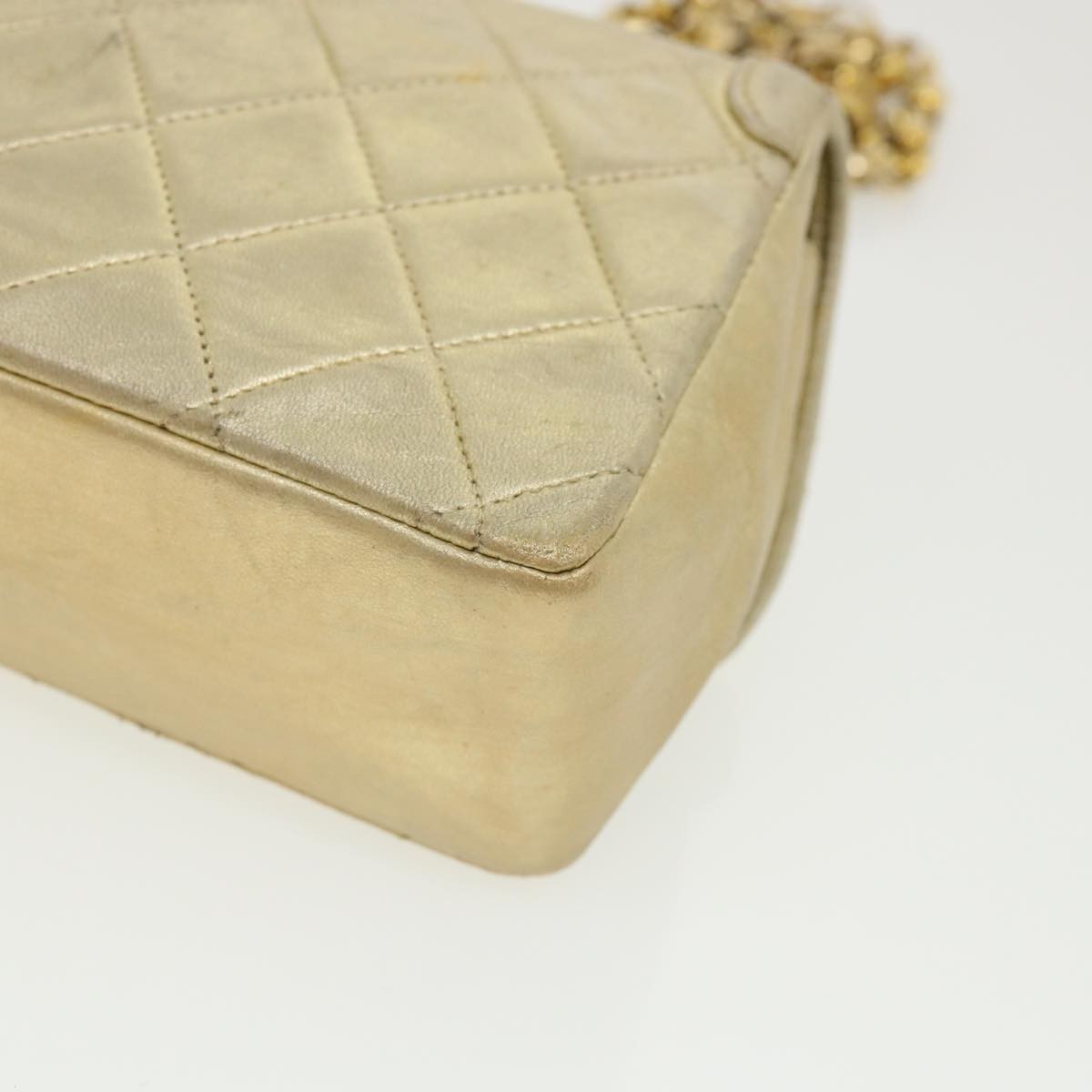 Chanel Vintage Cc Chain Flap Quilted Lambskin Gold Leather Shoulder Bag Bag (Pre-Owned)