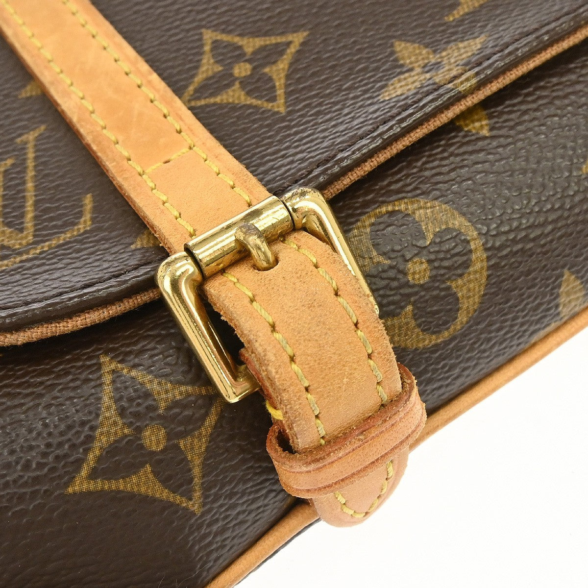 Louis Vuitton Marelle Waist Monogram Canvas Brown Canvas Clutche & Pouche Bag (Pre-Owned)