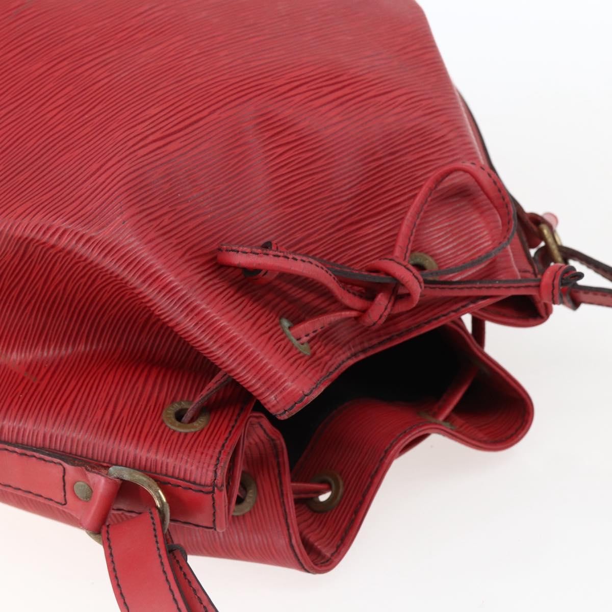 Louis Vuitton Petit Noe Nm Epi Leather Red Leather Shoulder Bag Bag (Pre-Owned)