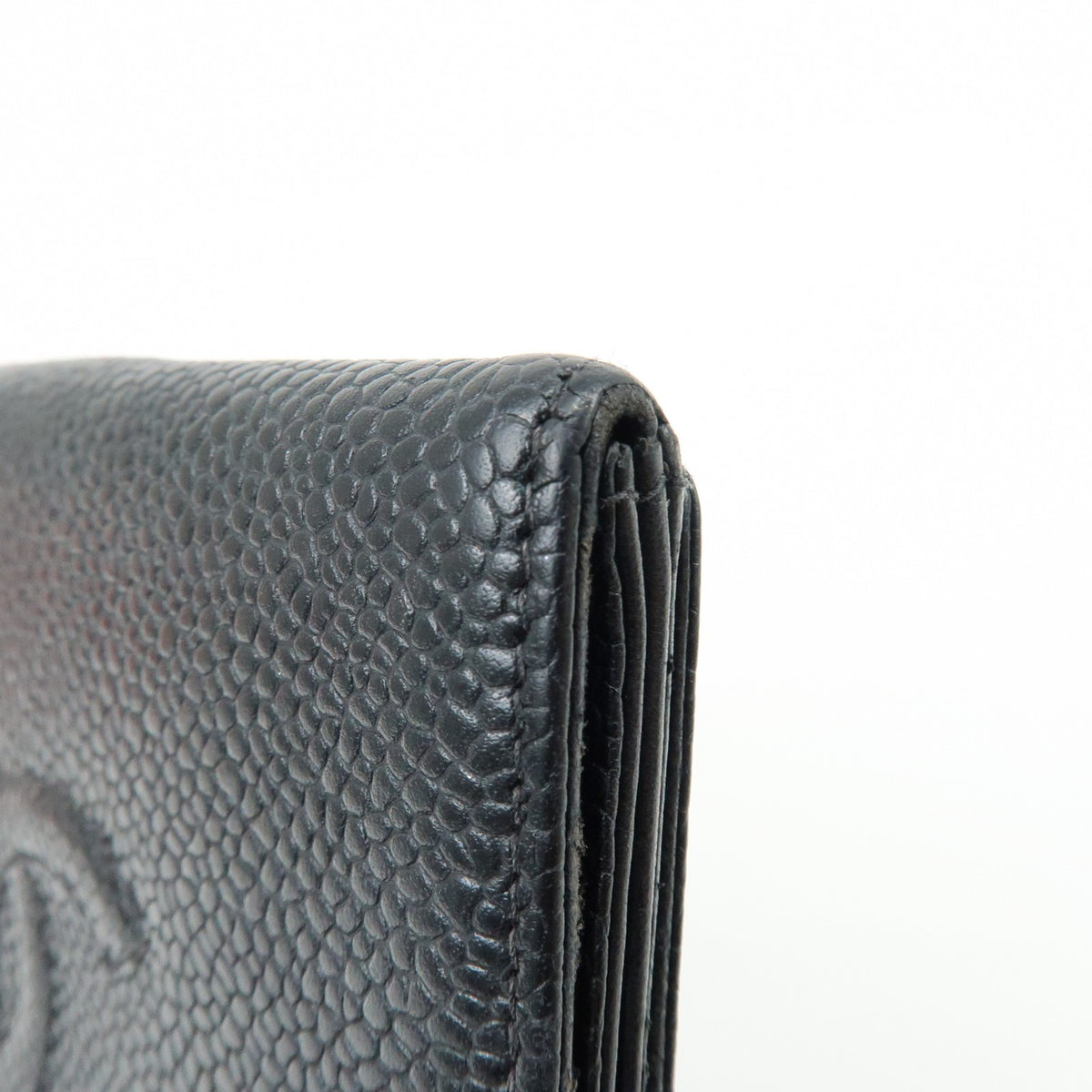 Chanel Vintage Timeless Bifold Caviar Black Leather Wallets Accessory (Pre-Owned)