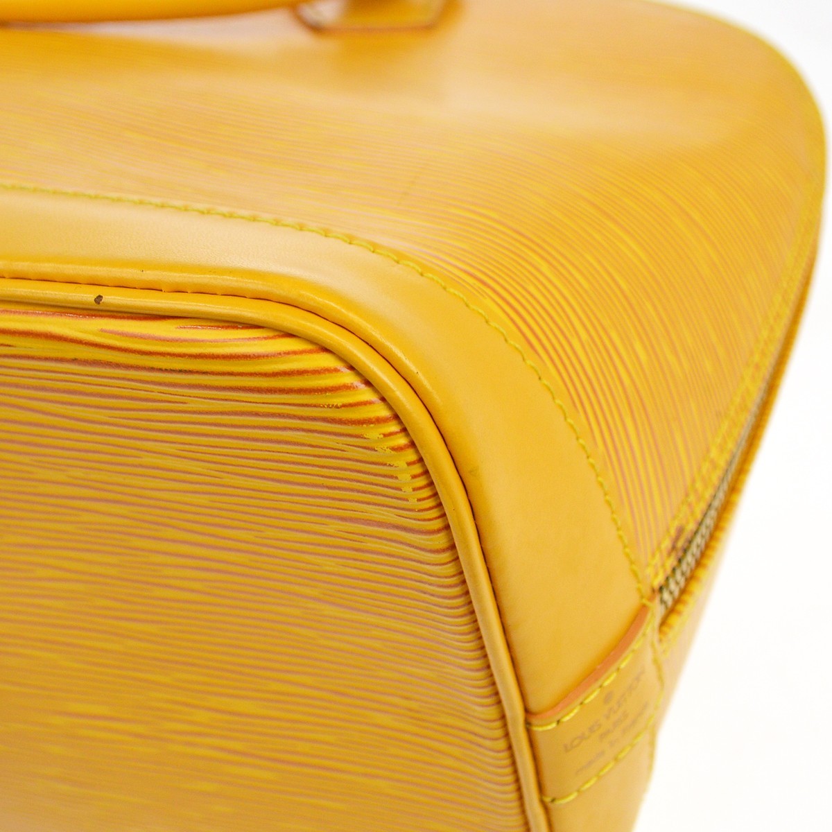 Louis Vuitton Alma Handbag Epi Leather Yellow Leather Handbag (Pre-Owned)