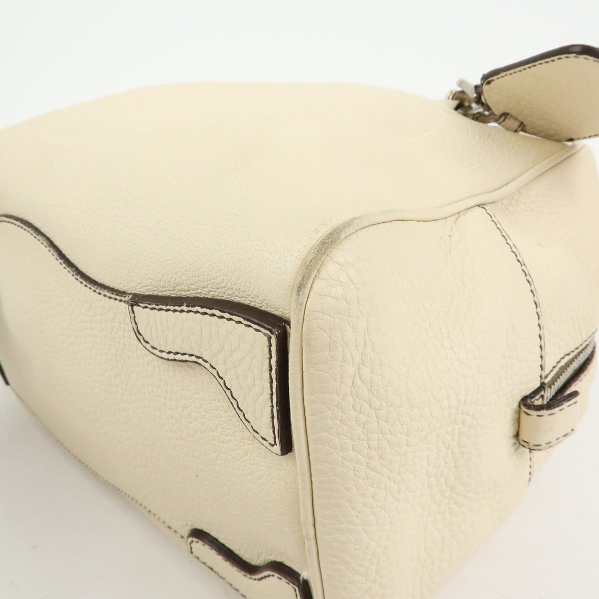Prada Embossed Logo Bauletto Vitello Daino Beige Leather Handbag (Pre-Owned)