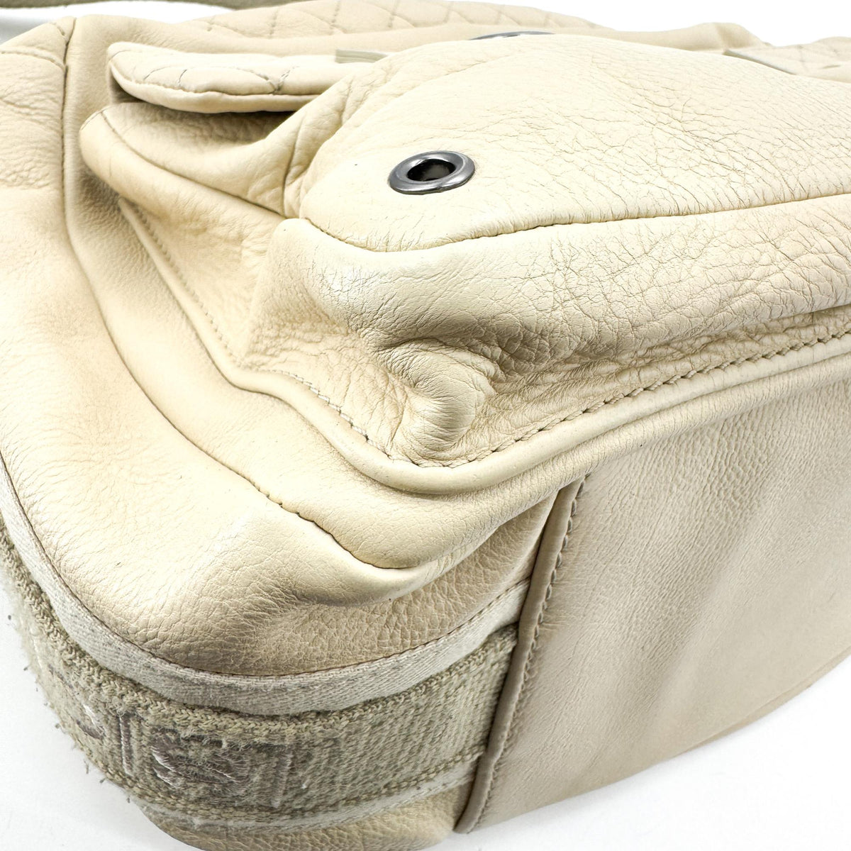 Chanel Sport Line Double Pocket Zip Messenger Leather Beige Leather Crossbody Bag Bag (Pre-Owned)