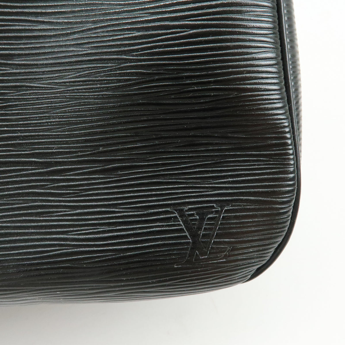 Louis Vuitton Passy Epi Leather Black Leather Tote Bag Bag (Pre-Owned)