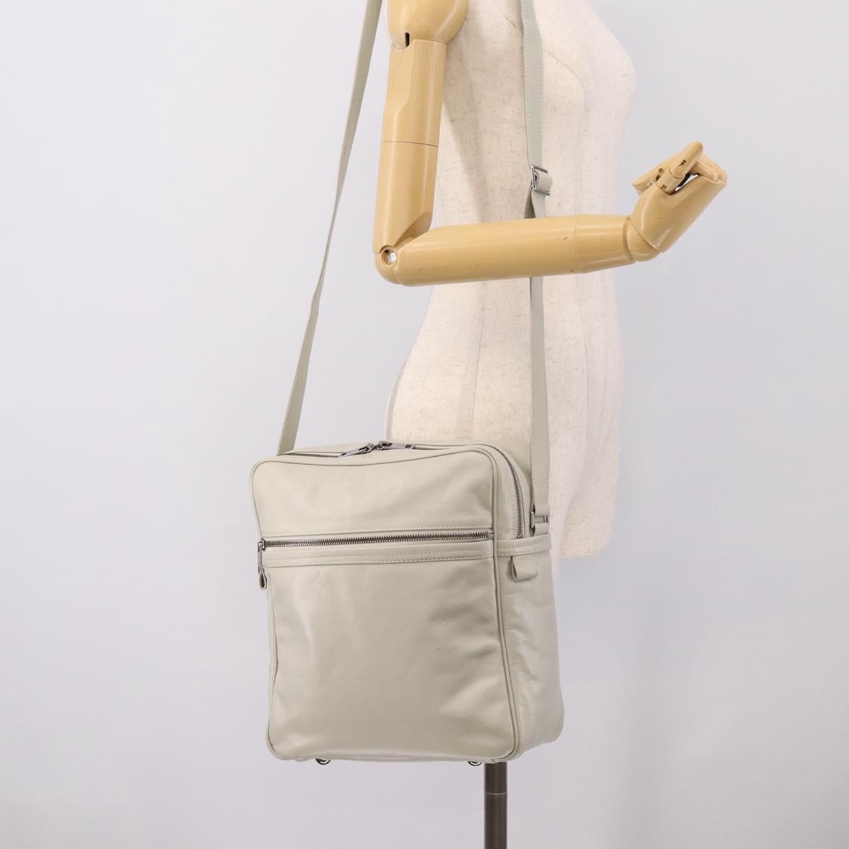 Louis Vuitton Clarkson Messenger Monogram Differ Leather White Canvas Shoulder Bag Bag (Pre-Owned)
