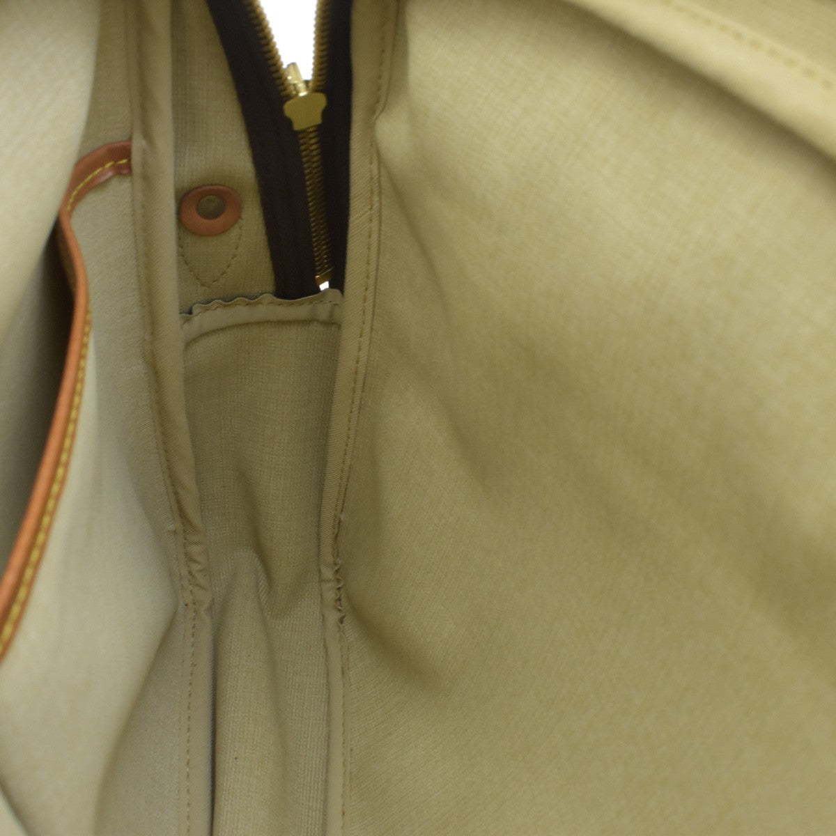 Louis Vuitton Reporter Monogram Canvas Brown Canvas Shoulder Bag Bag (Pre-Owned)