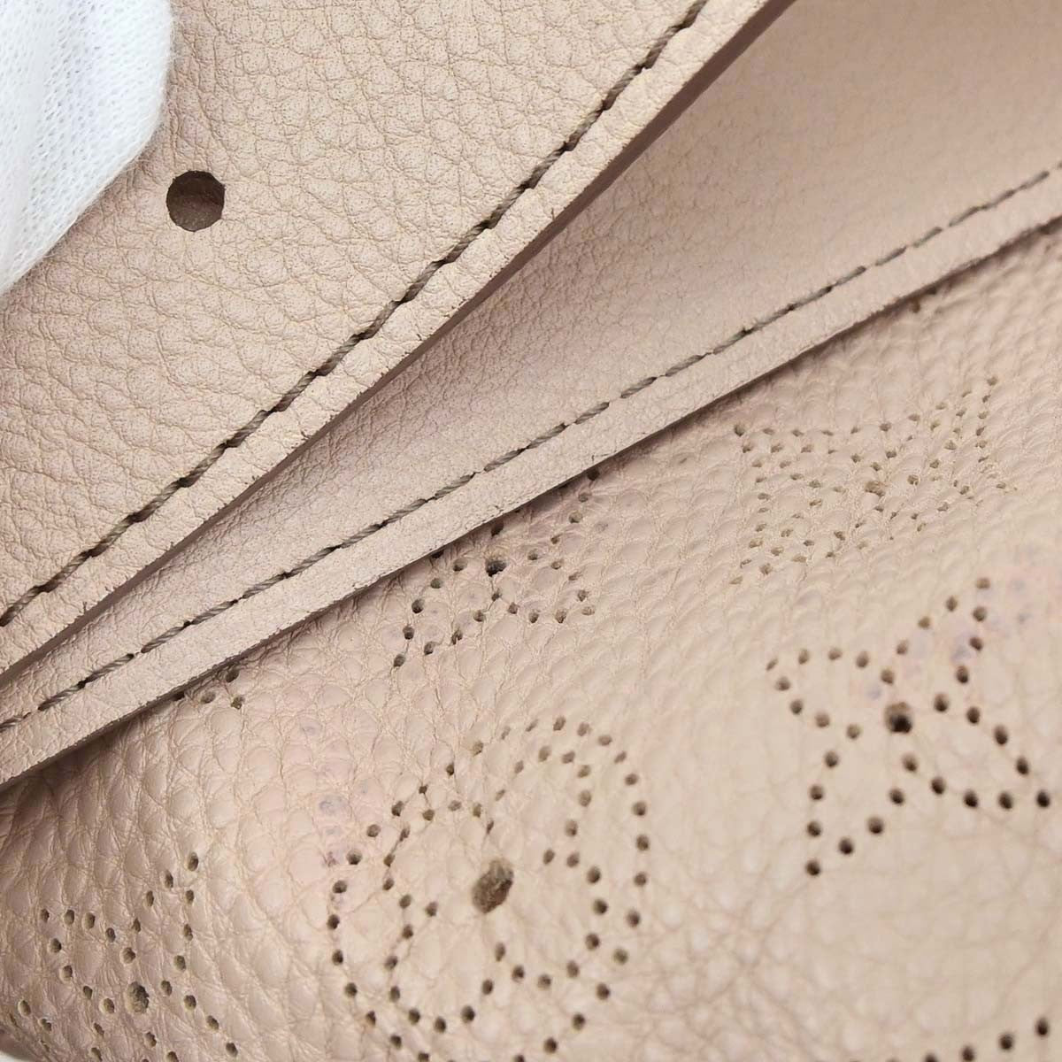 Louis Vuitton Selene Mahina Leather Beige Leather Handbag (Pre-Owned)