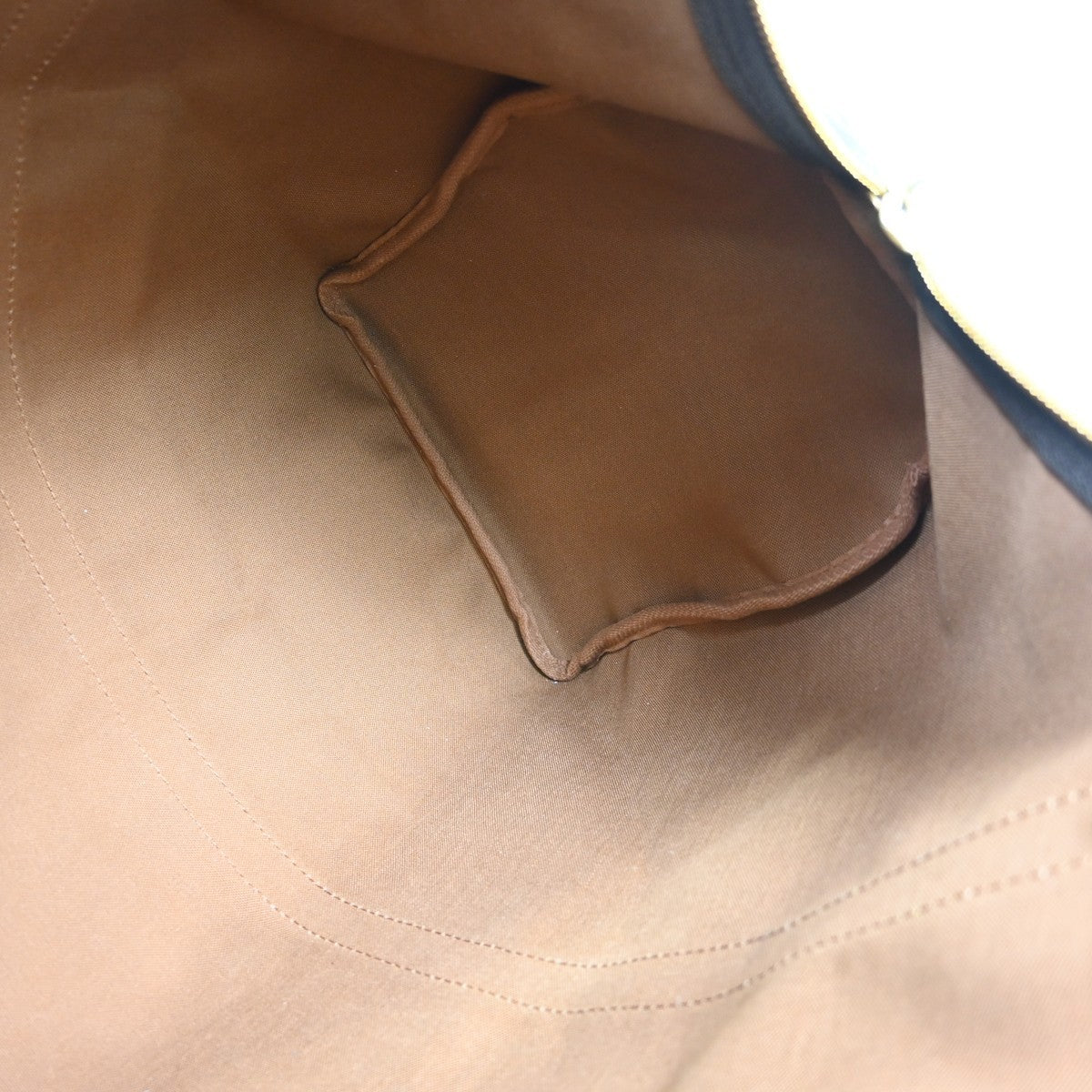 Louis Vuitton Keepall Monogram Canvas Brown Canvas Travel Bag Bag (Pre-Owned)