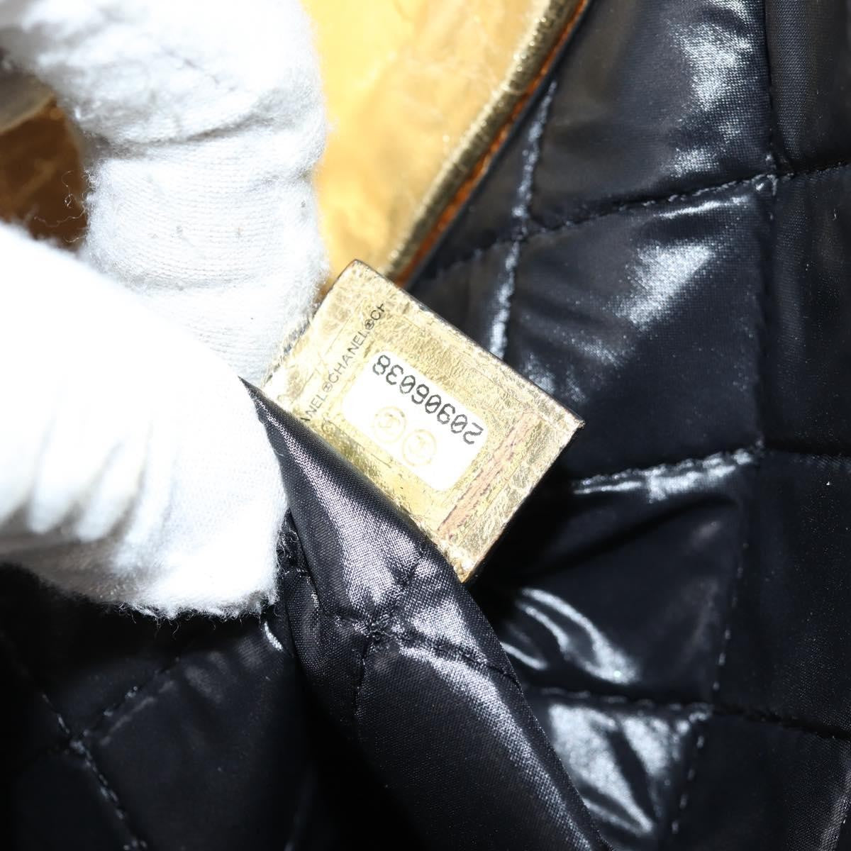 Chanel Feminine Crinkled Leather Gold Leather Clutche & Pouche Bag (Pre-Owned)