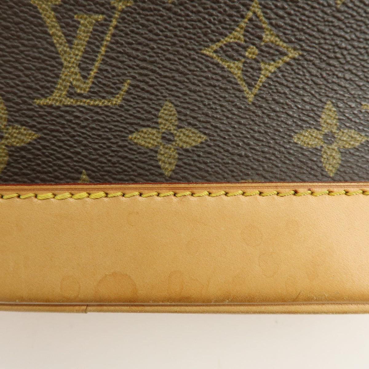 Louis Vuitton Alma Monogram Canvas Brown Canvas Handbag (Pre-Owned)