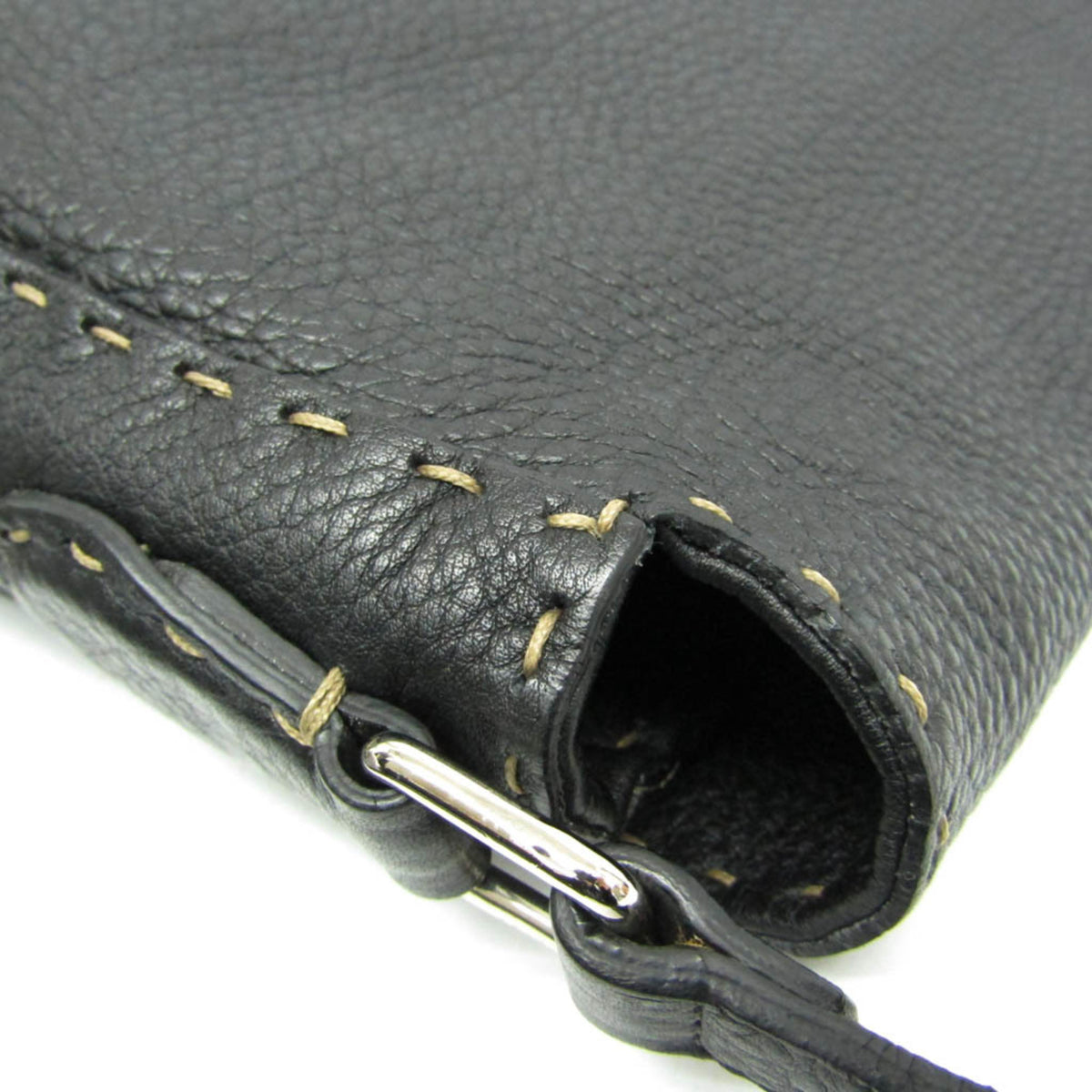 Fendi Selleria Messenger Leather Black Leather Shoulder Bag Bag (Pre-Owned)