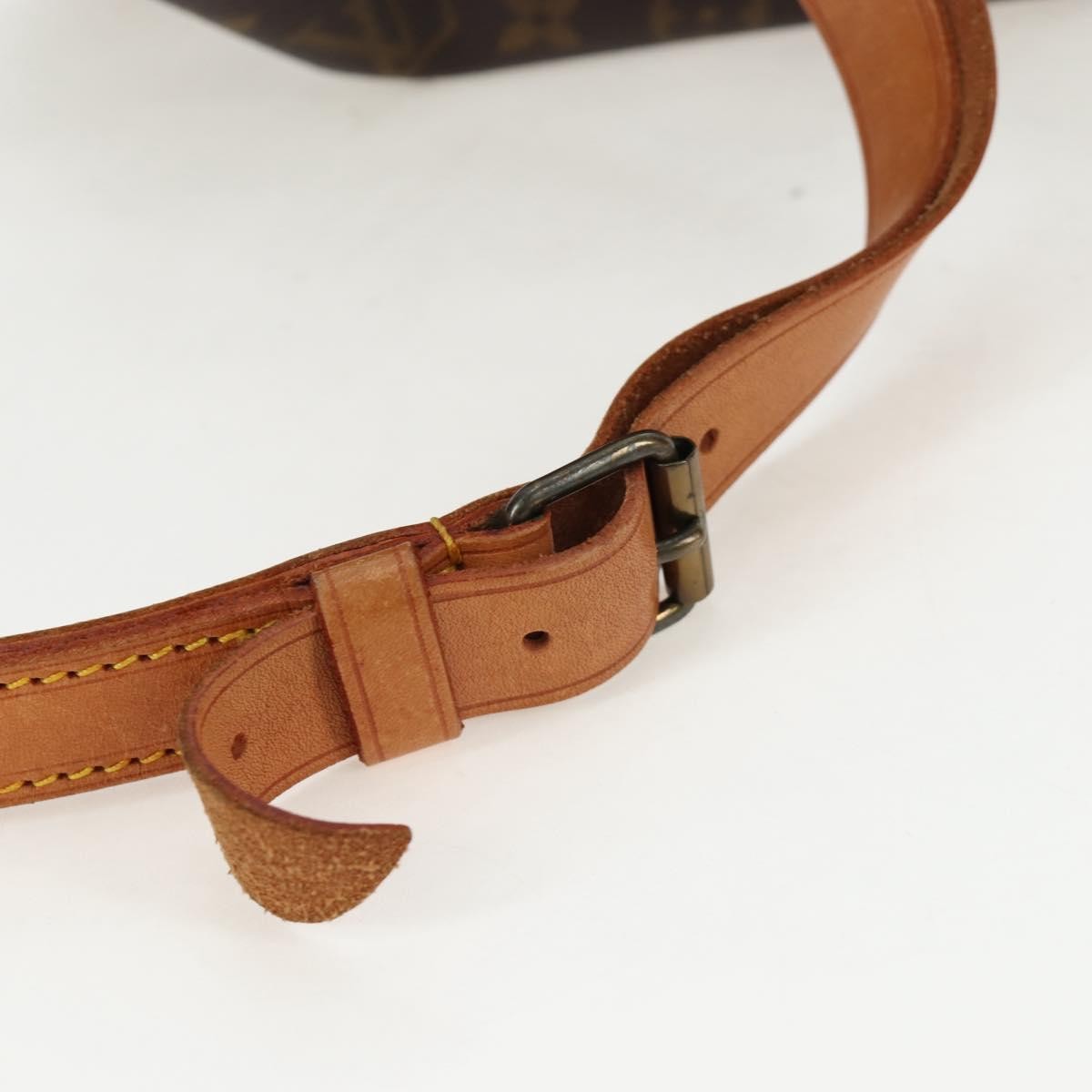 Louis Vuitton Noé Canvas Brown Canvas Shoulder Bag Bag (Pre-Owned)
