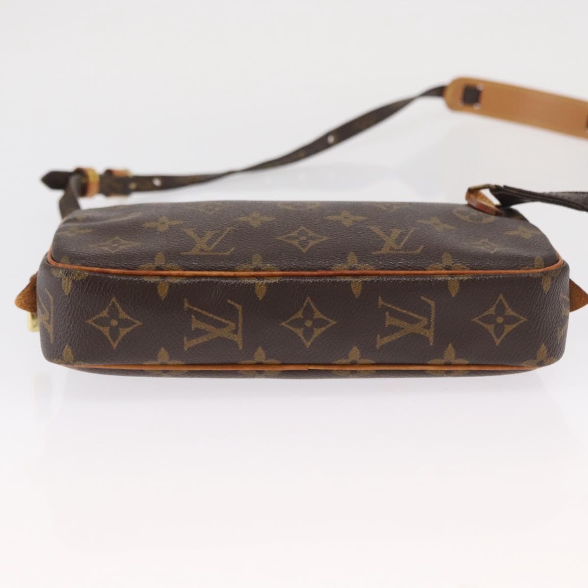 Louis Vuitton Pochette Marly Bandouliere Monogram Canvas Brown Canvas Handbag (Pre-Owned)