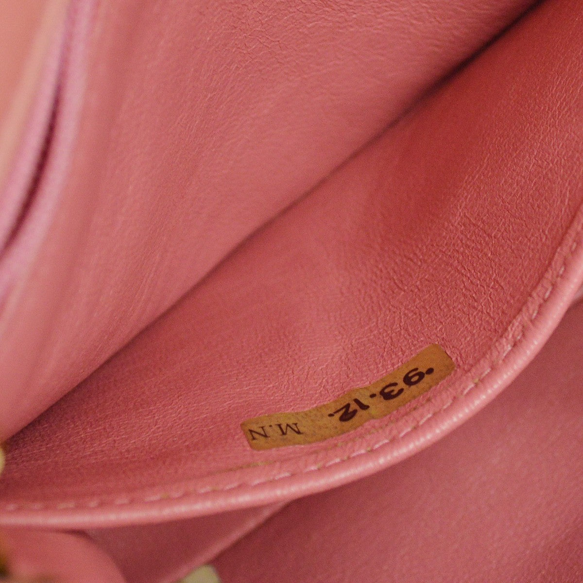 Chanel Vintage Square Classic Single Flap Quilted Lambskin Pink Leather Handbag (Pre-Owned)