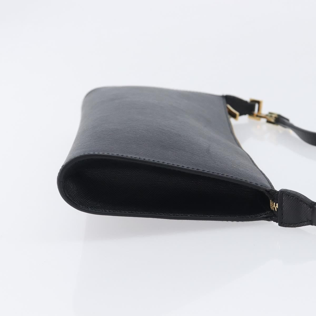 Salvatore Ferragamo Vintage Gancini Pochette Leather Black Leather Clutche & Pouche Bag (Pre-Owned)