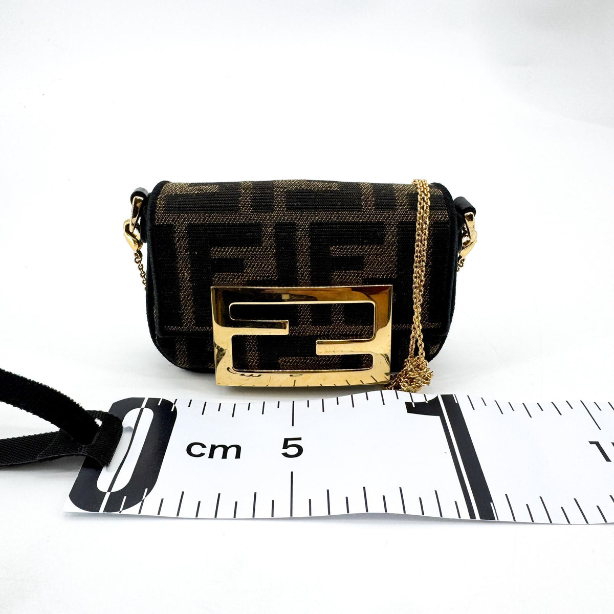 Fendi Baguette Nm Zucca Canvas Black Canvas Handbag (Pre-Owned)