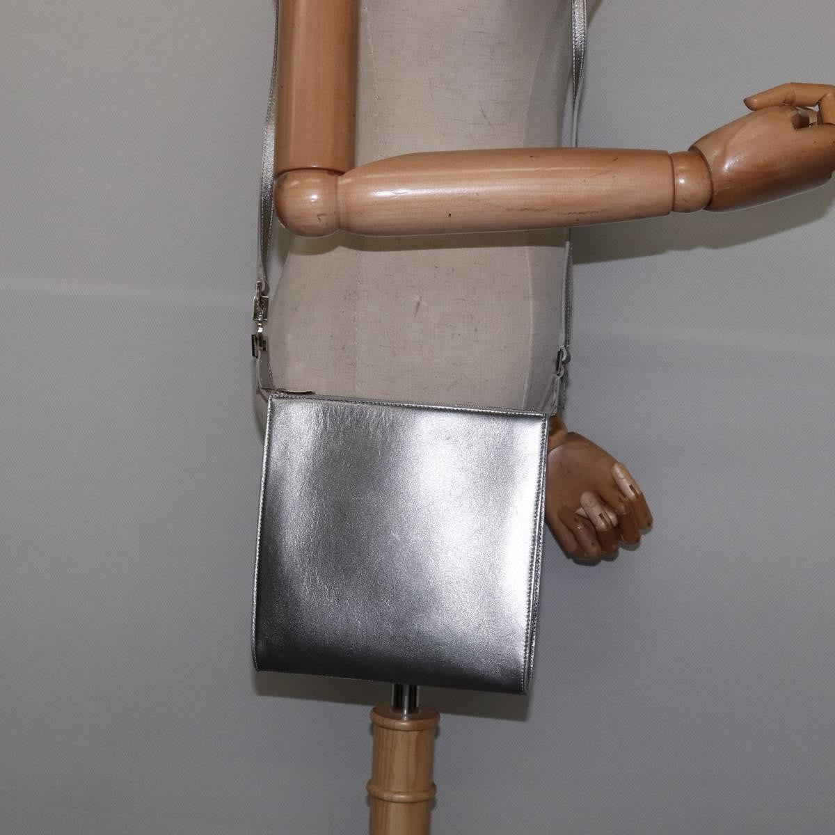 Salvatore Ferragamo Gancini Leather Silver Leather Shoulder Bag Bag (Pre-Owned)
