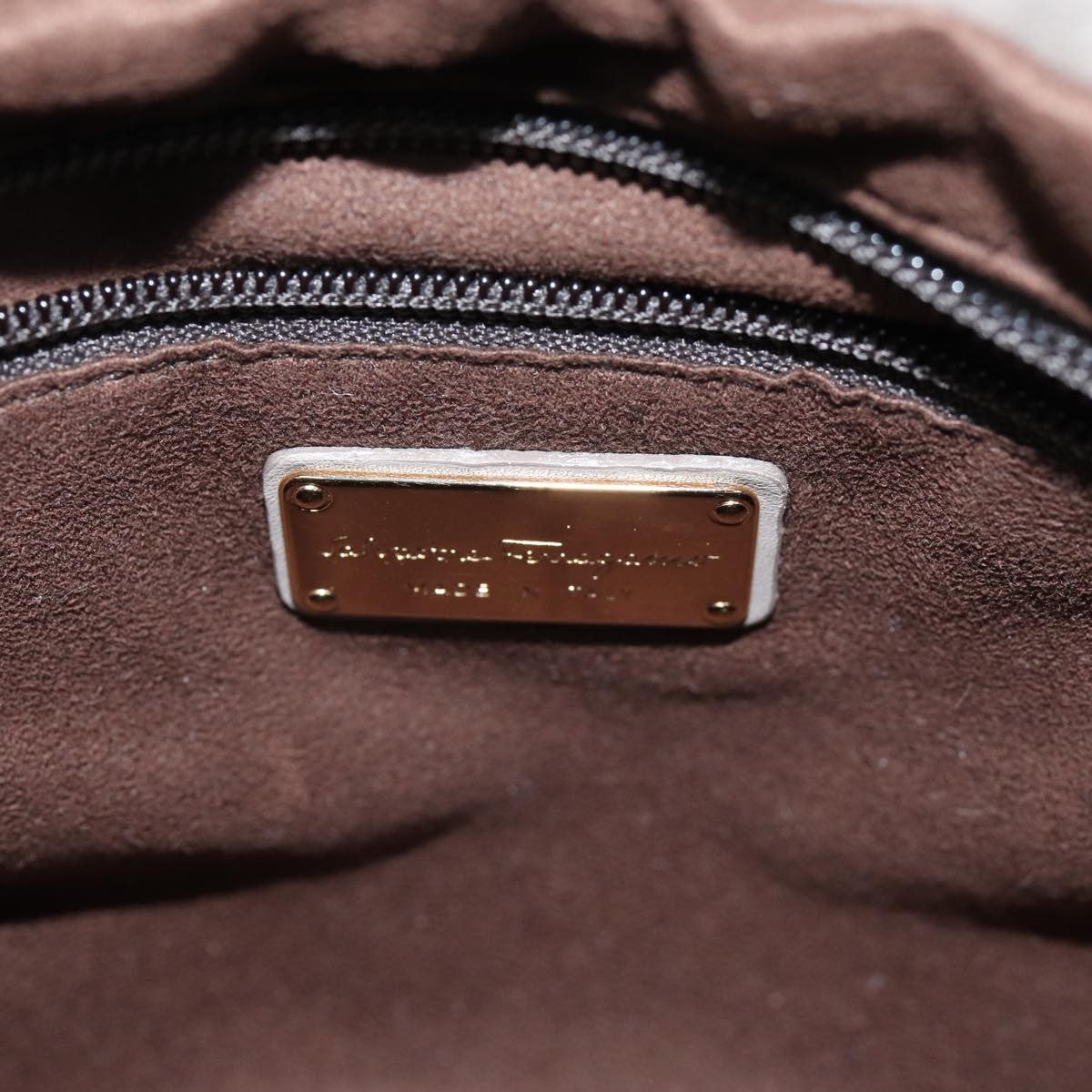 Salvatore Ferragamo Vala Leather Pink Leather Shoulder Bag Bag (Pre-Owned)