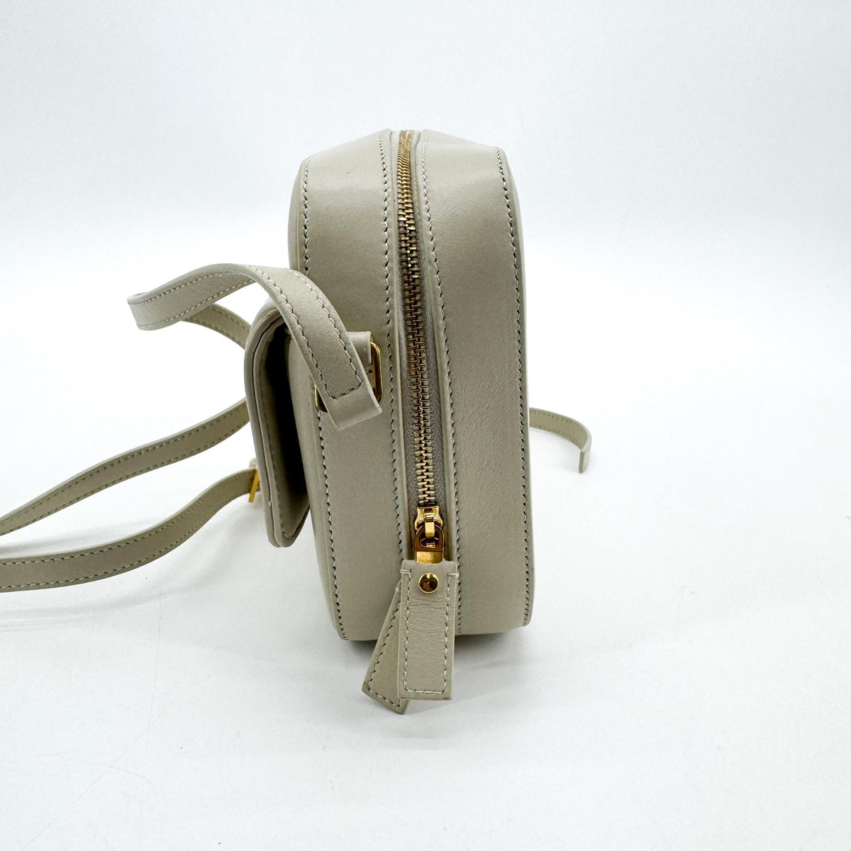 Saint Laurent Vicky Camera Vertical Quilted Leather Gray Leather Handbag (Pre-Owned)