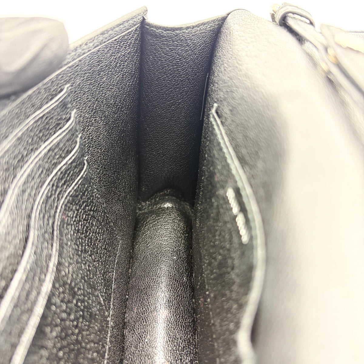 Miu Miu Crystal And Pearl Chain Clutch Embellished Leather Black Leather Clutche & Pouche Bag (Pre-Owned)