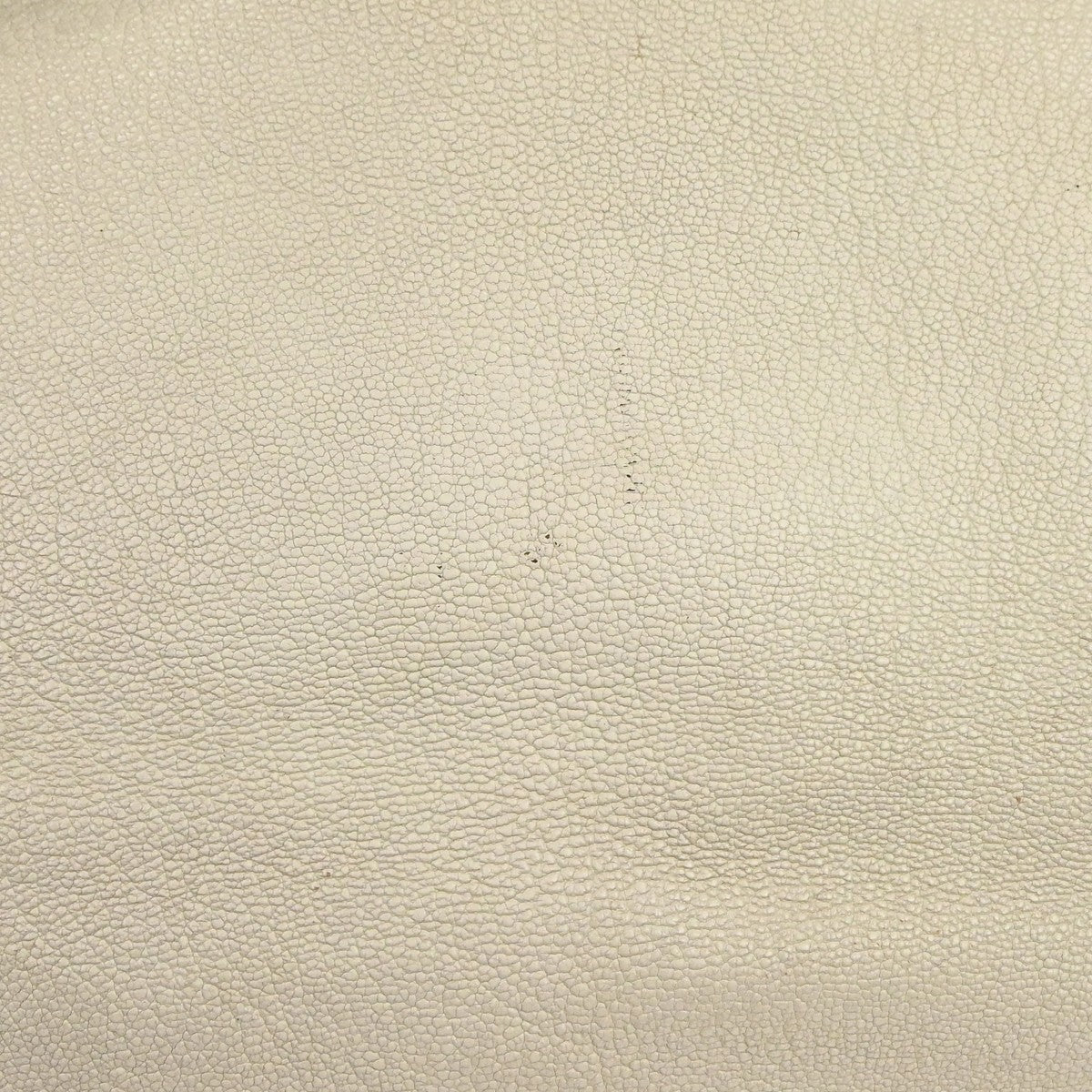 Louis Vuitton Suhali Le Majestueux Leather White Leather Handbag (Pre-Owned)