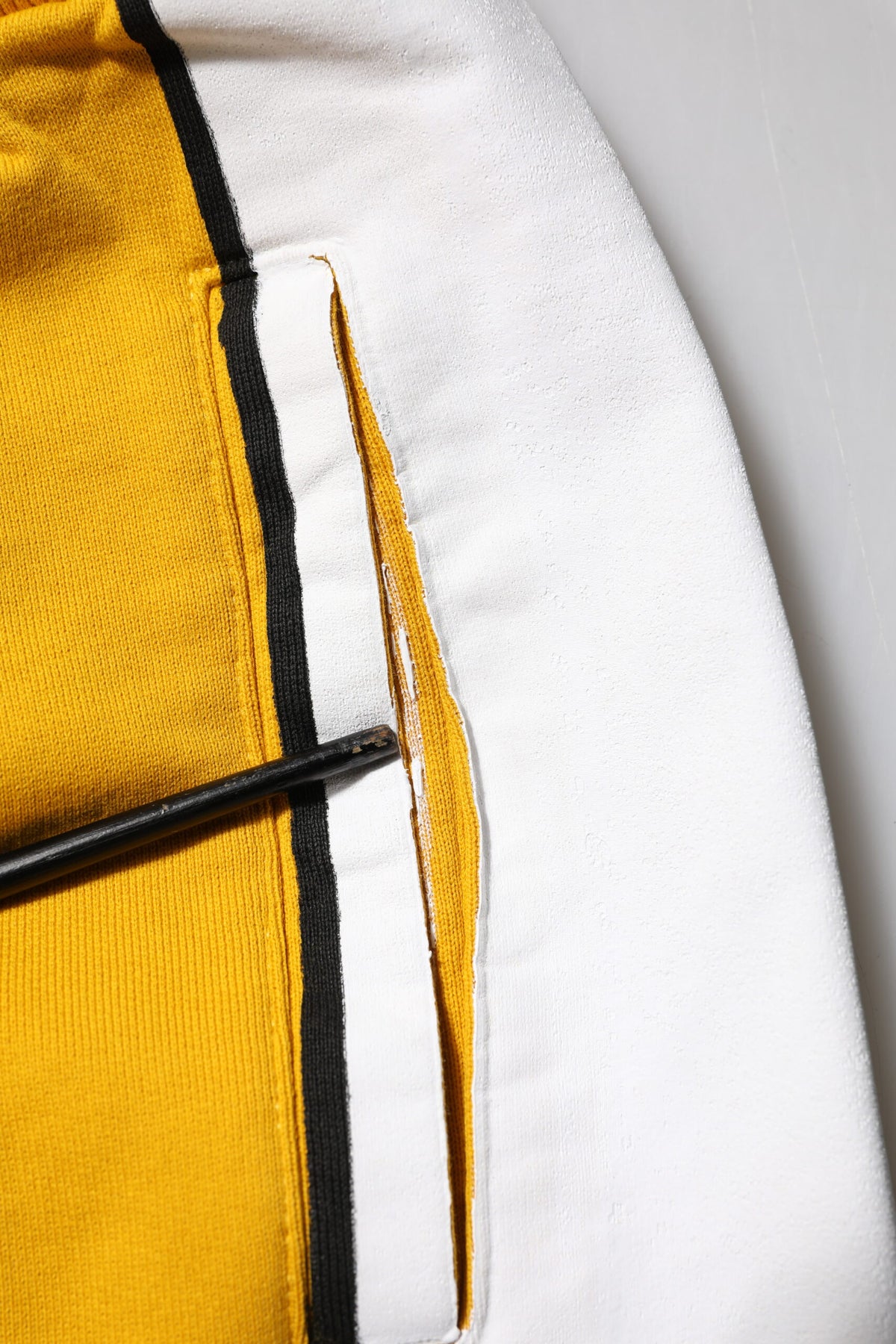 Dolce & Gabbana Yellow Cotton Logo Jogger SweatMen's Men's Pants (Pre-Owned)