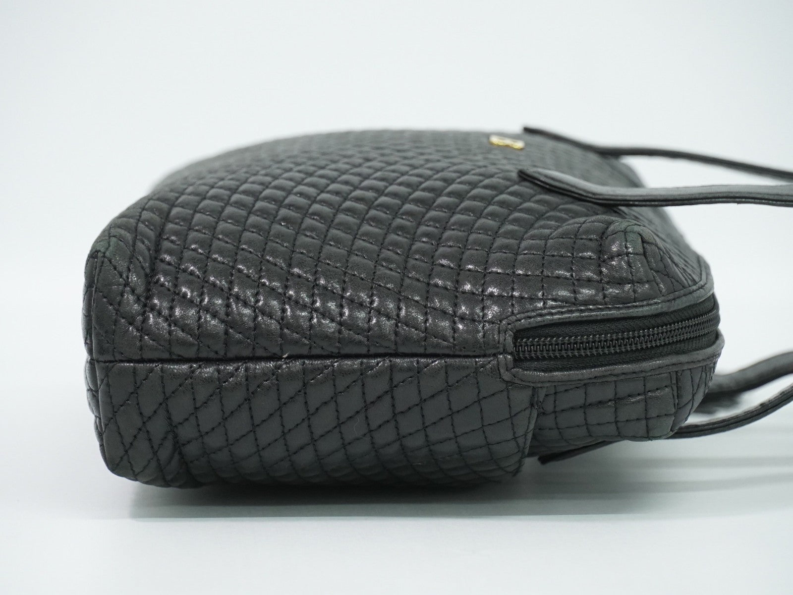 Bally Vintage Quilted Leather Black Leather Handbag (Pre-Owned)