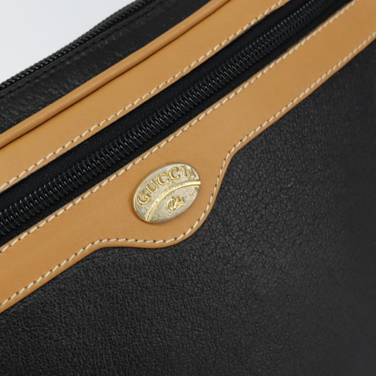 Gucci Vintage Clutch Leather Black Leather Clutche & Pouche Bag (Pre-Owned)