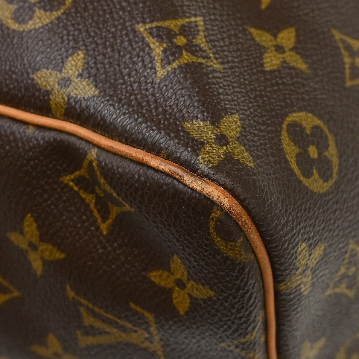 Louis Vuitton Keepall Monogram Canvas Brown Canvas Travel Bag Bag (Pre-Owned)