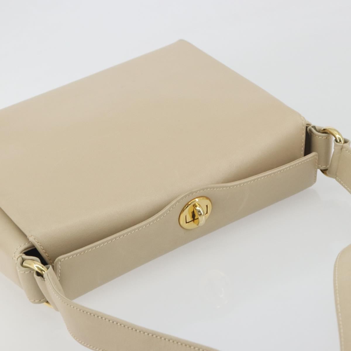 Gucci Vintage Convertible Box Leather Beige Leather Handbag (Pre-Owned)