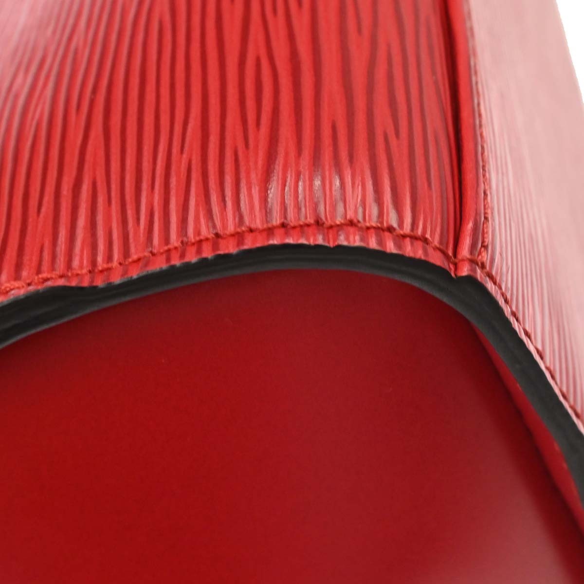Louis Vuitton Pont Neuf Epi Red Leather Handbag (Pre-Owned)