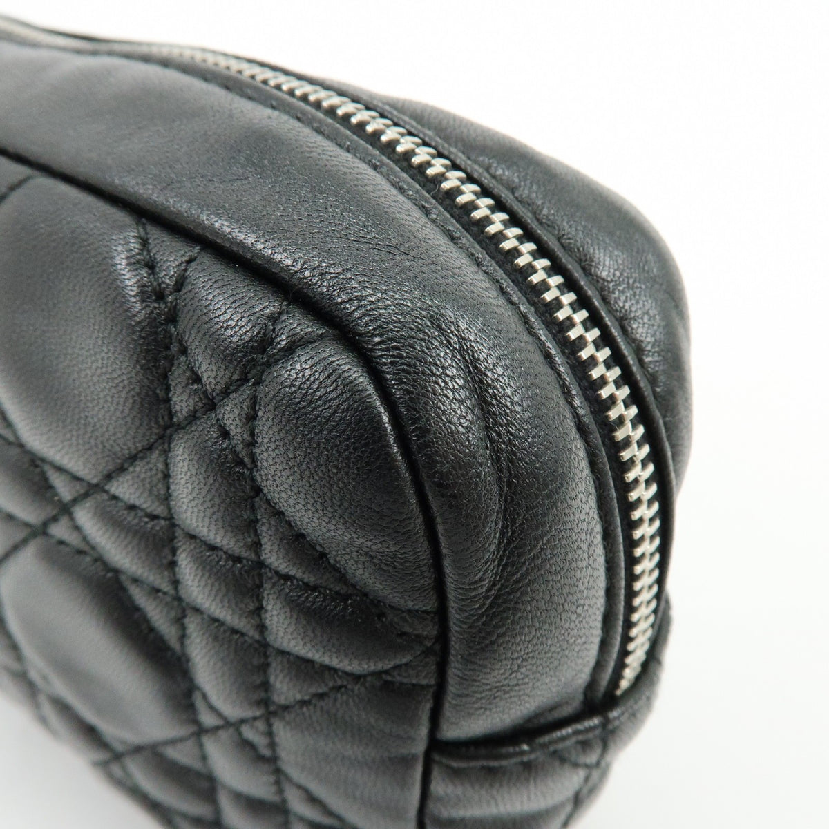 Christian Dior Lady Dior Cannage Quilt Leather Black Leather Wallets Accessory (Pre-Owned)