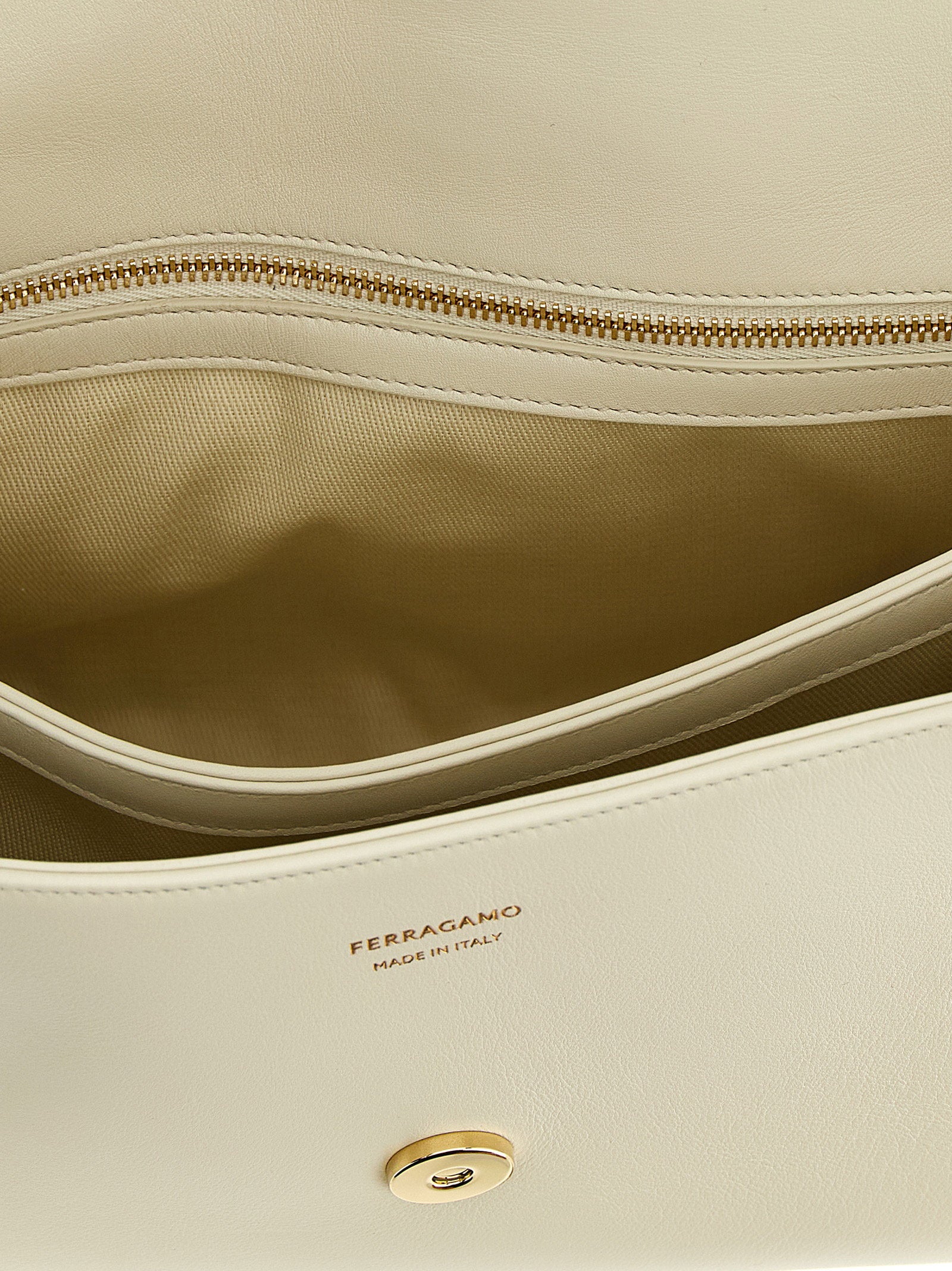 Ferragamo Women's Th (M) Shoulder Bag