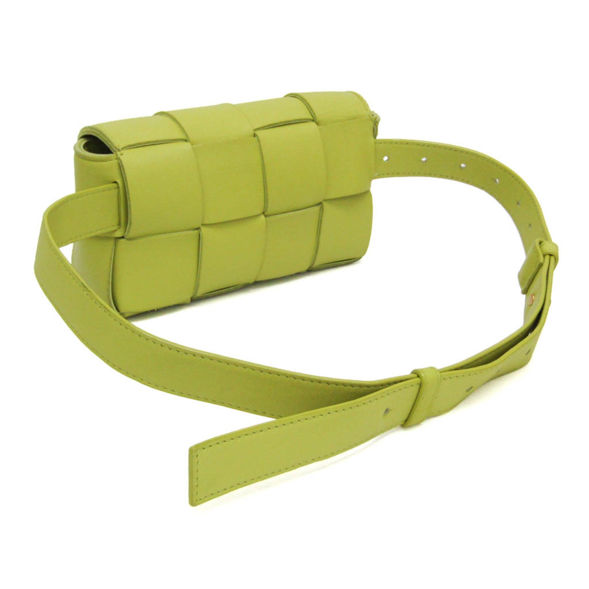 Bottega Veneta Cassette Leather Green Leather Clutche & Pouche Bag (Pre-Owned)