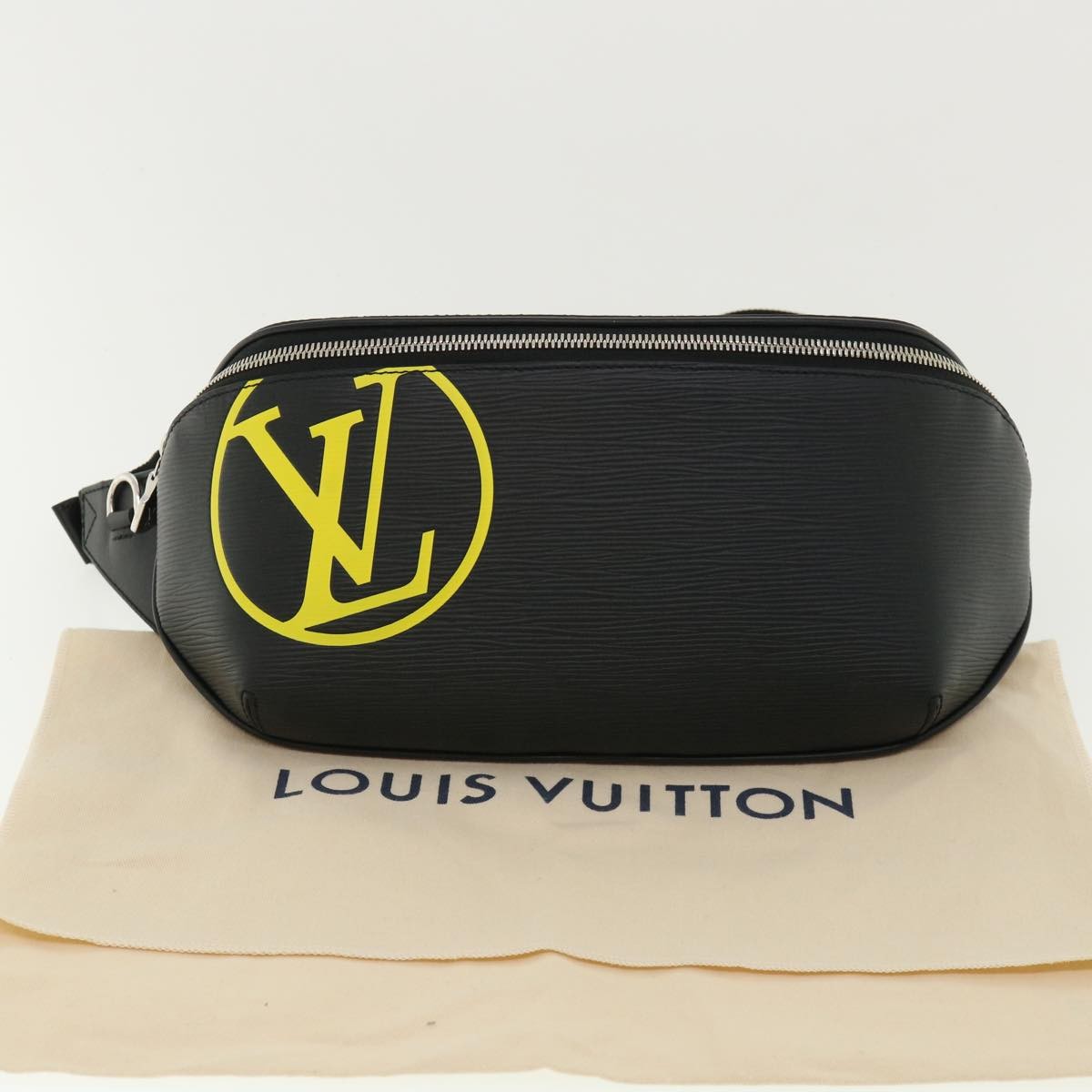 Louis Vuitton Bum Initials Epi Leather Black Leather Clutche & Pouche Bag (Pre-Owned)