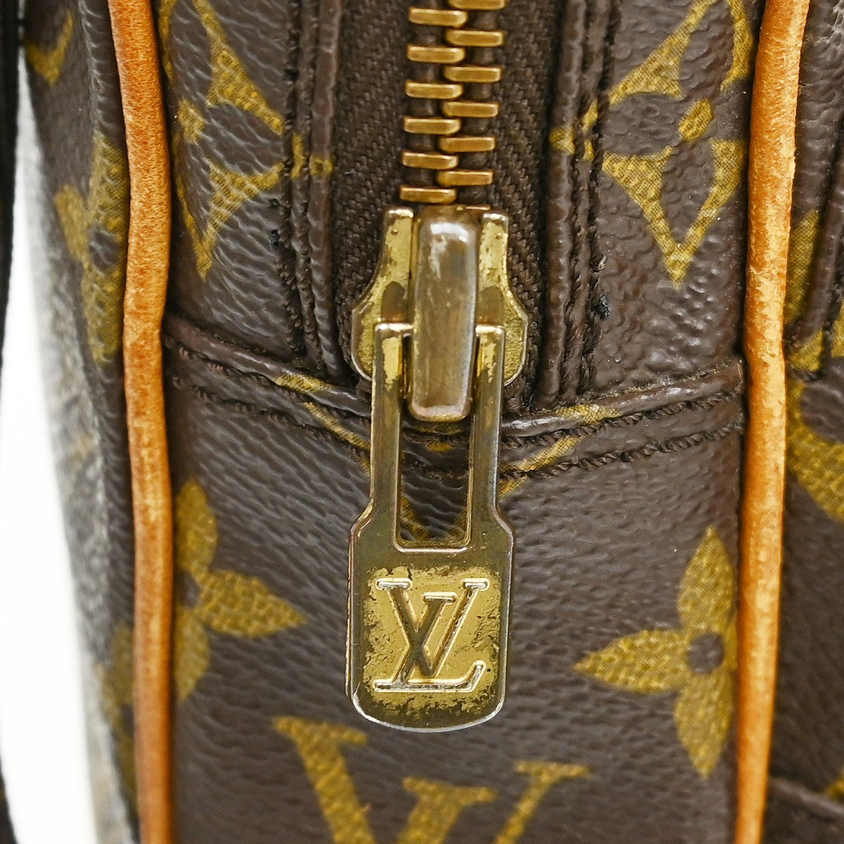 Louis Vuitton Amazone Monogram Canvas Brown Canvas Shoulder Bag Bag (Pre-Owned)