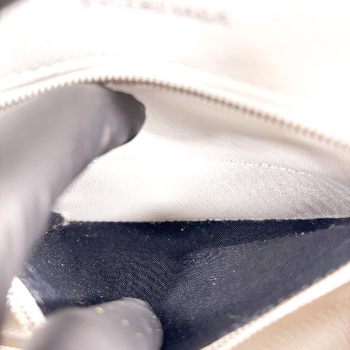 Balenciaga Hourglass Top Handle Leather White Leather Handbag (Pre-Owned)