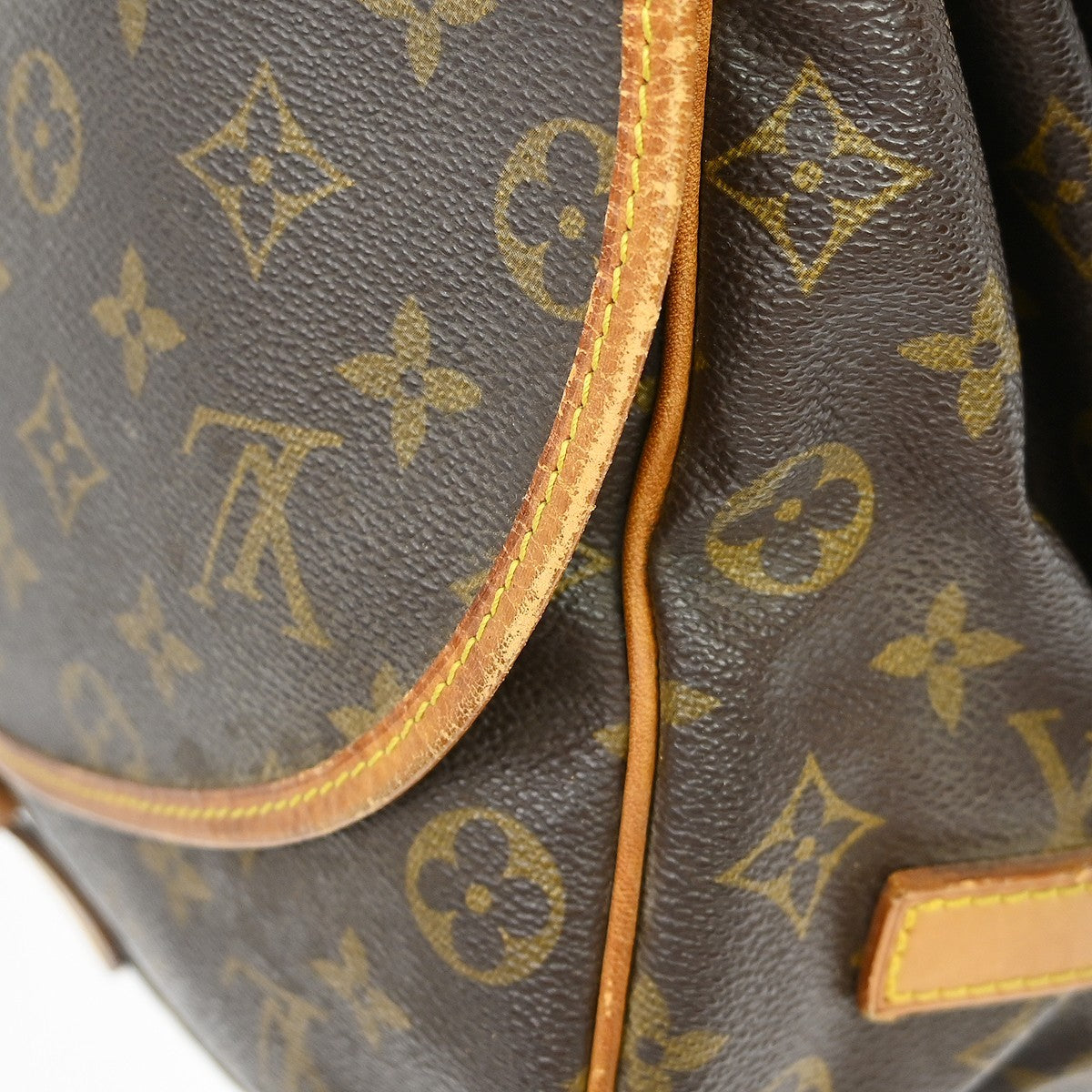 Louis Vuitton Saumur Monogram Canvas Brown Canvas Handbag (Pre-Owned)