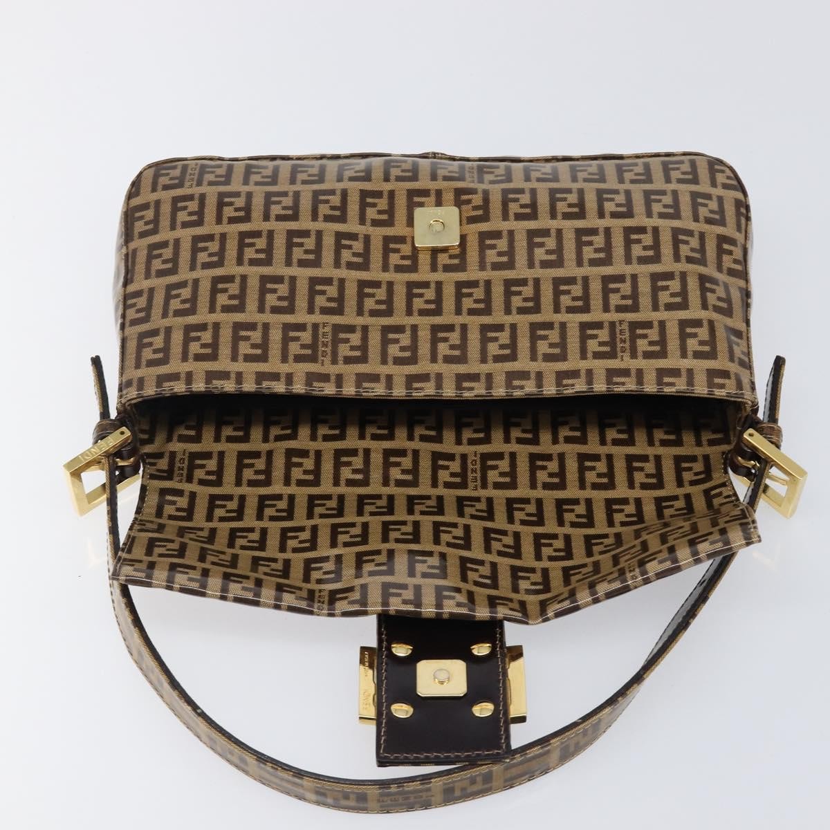 Fendi Mamma Baguette Zucca Patent Leather Beige Canvas Shoulder Bag Bag (Pre-Owned)